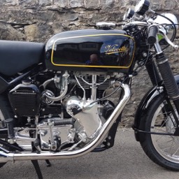 1959 Velocette Venom Clubman view