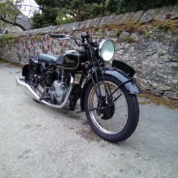 1946 VELOCETTE MSS - Front View